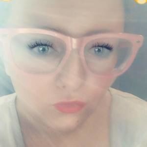 Meet your Posher, Carlie